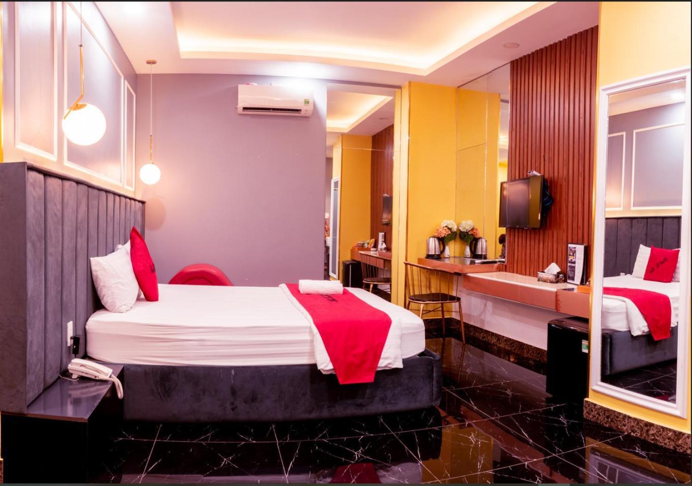Tan Binh Hotel Хошимин Екстериор снимка
