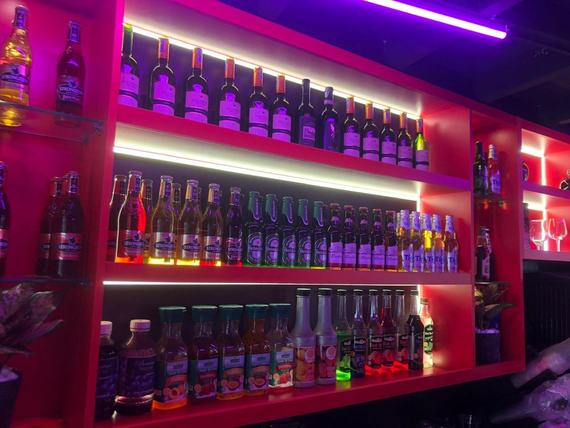 Tan Binh Hotel Хошимин Екстериор снимка